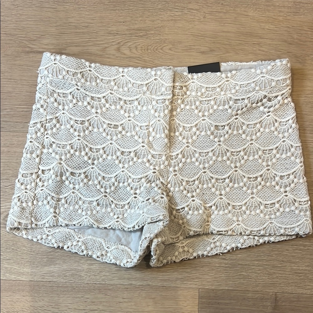 Express Cream High Waist Lace Shorts